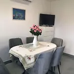 In 37924 Apartment Balatonkeresztur