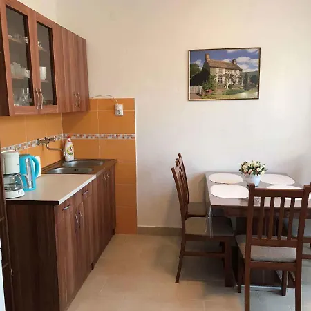In 37924 Apartment