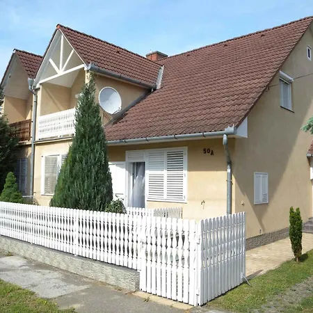 Apartment In 37924 Balatonkeresztur