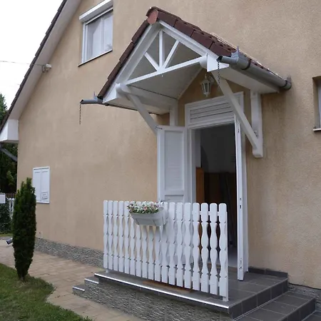 In 37924 Balatonkeresztúr