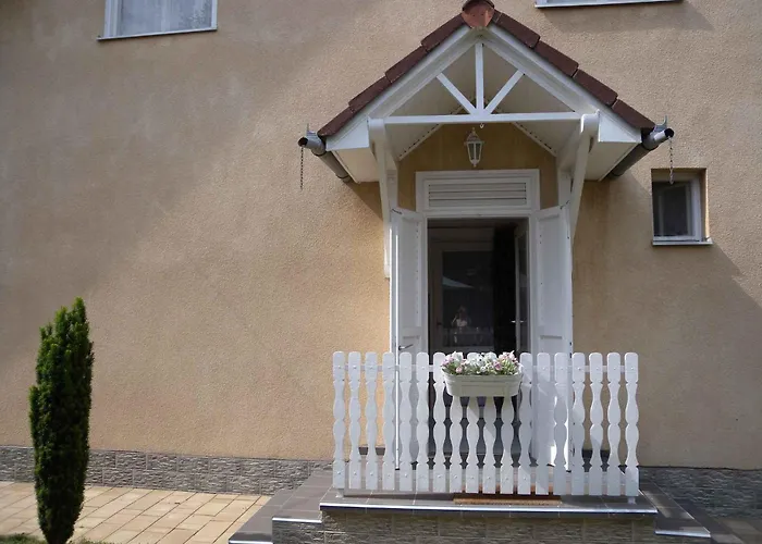 In 37924 * Balatonkeresztúr